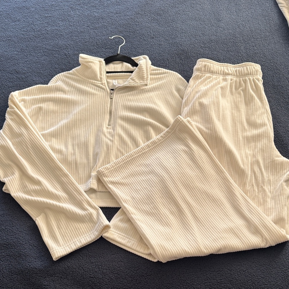 Fabletics Ribbed Two-Piece Set - image 1